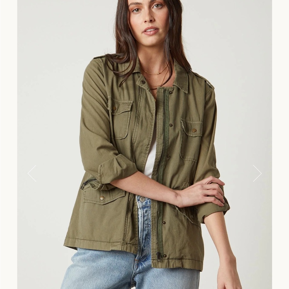 Lily Aldridge for Velvet by Graham & Spencer Army Jacket size small.
